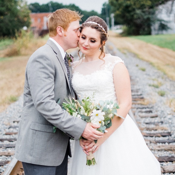 Meet your Posher, Amber - Picture 4 of 5